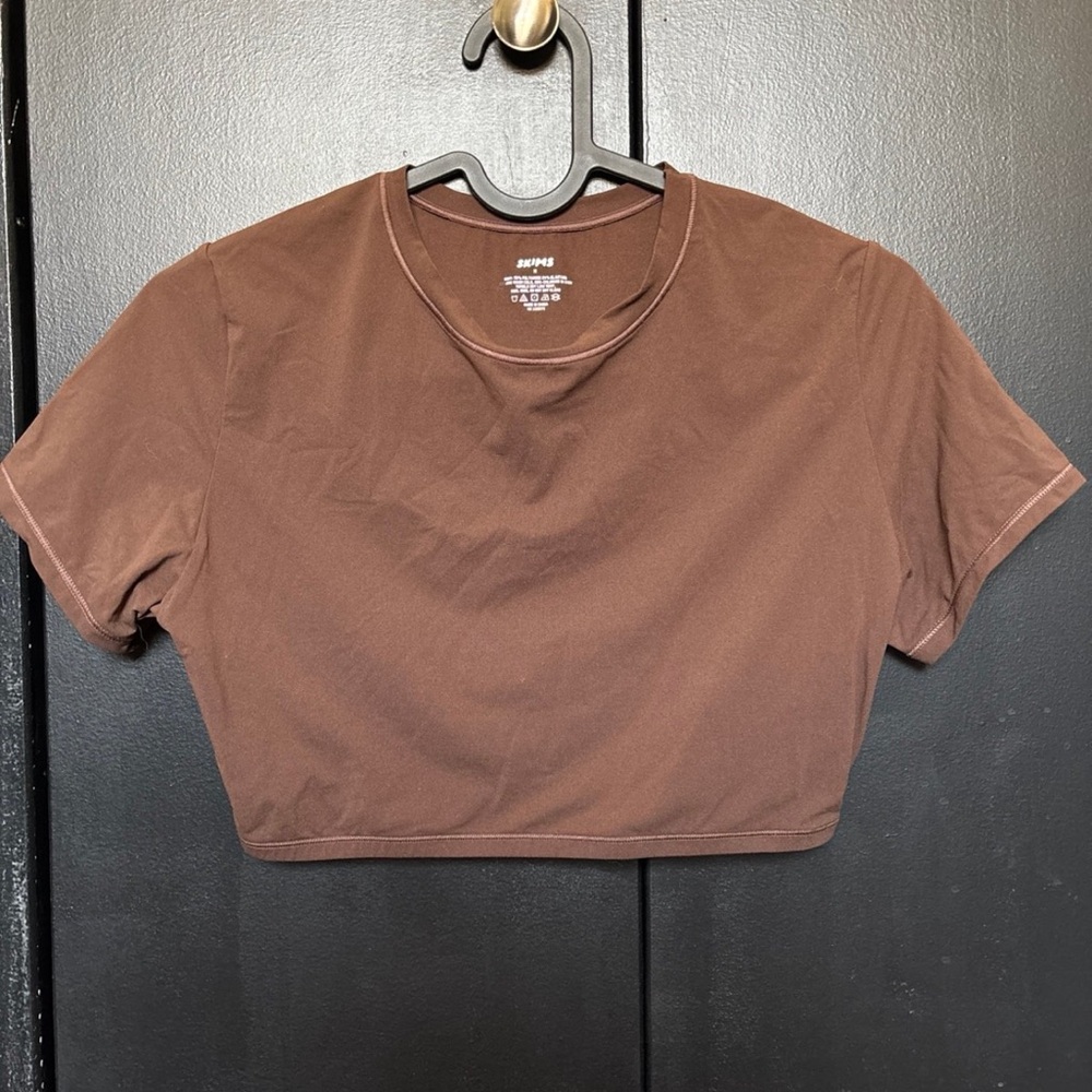 SKIMS cocoa Crop Top